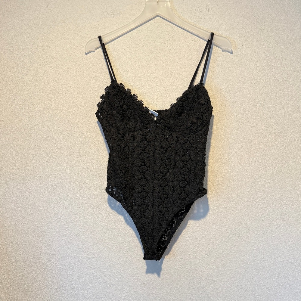 HM Womens Black Floral Lace Bodysuit Adjustable Straps V-Neck Size M